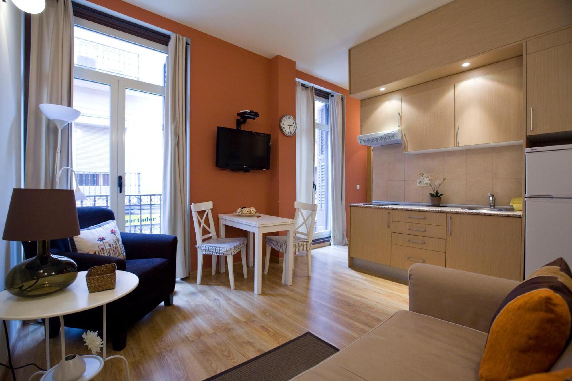 Viviendas Turisticas Duque De Alba Madrid Ngoại thất bức ảnh